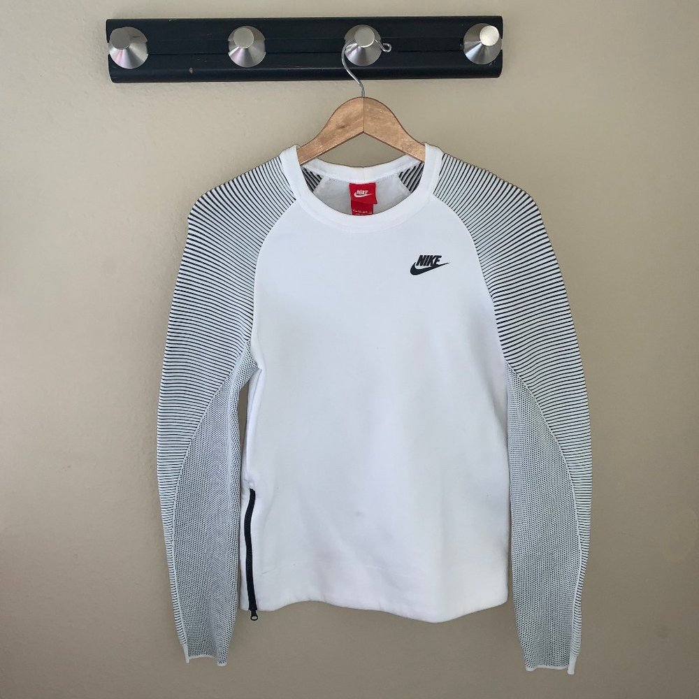 Nike NSW Tech Fleece Crew Sweatshirt